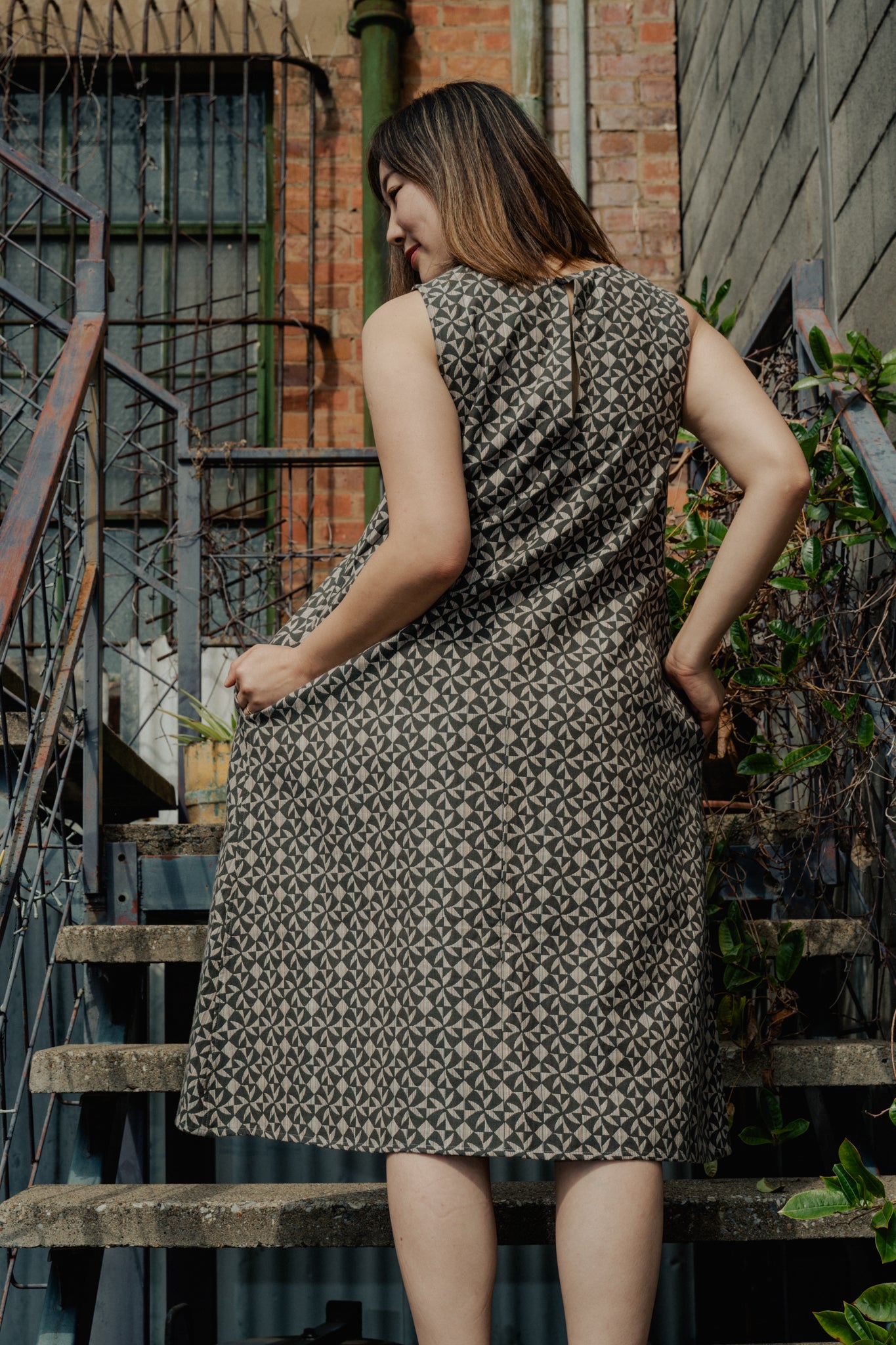 ジャガードの二重織り: Jacquard Double Weave Dark