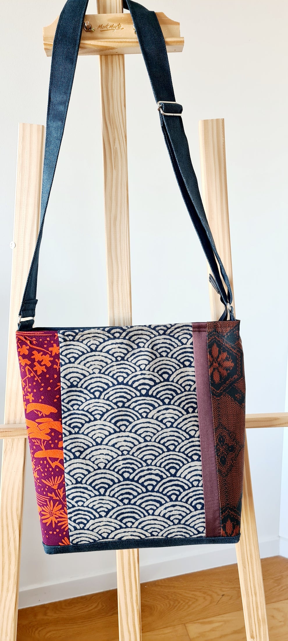 Wave Pattern Bag 1 – Mono-Katari